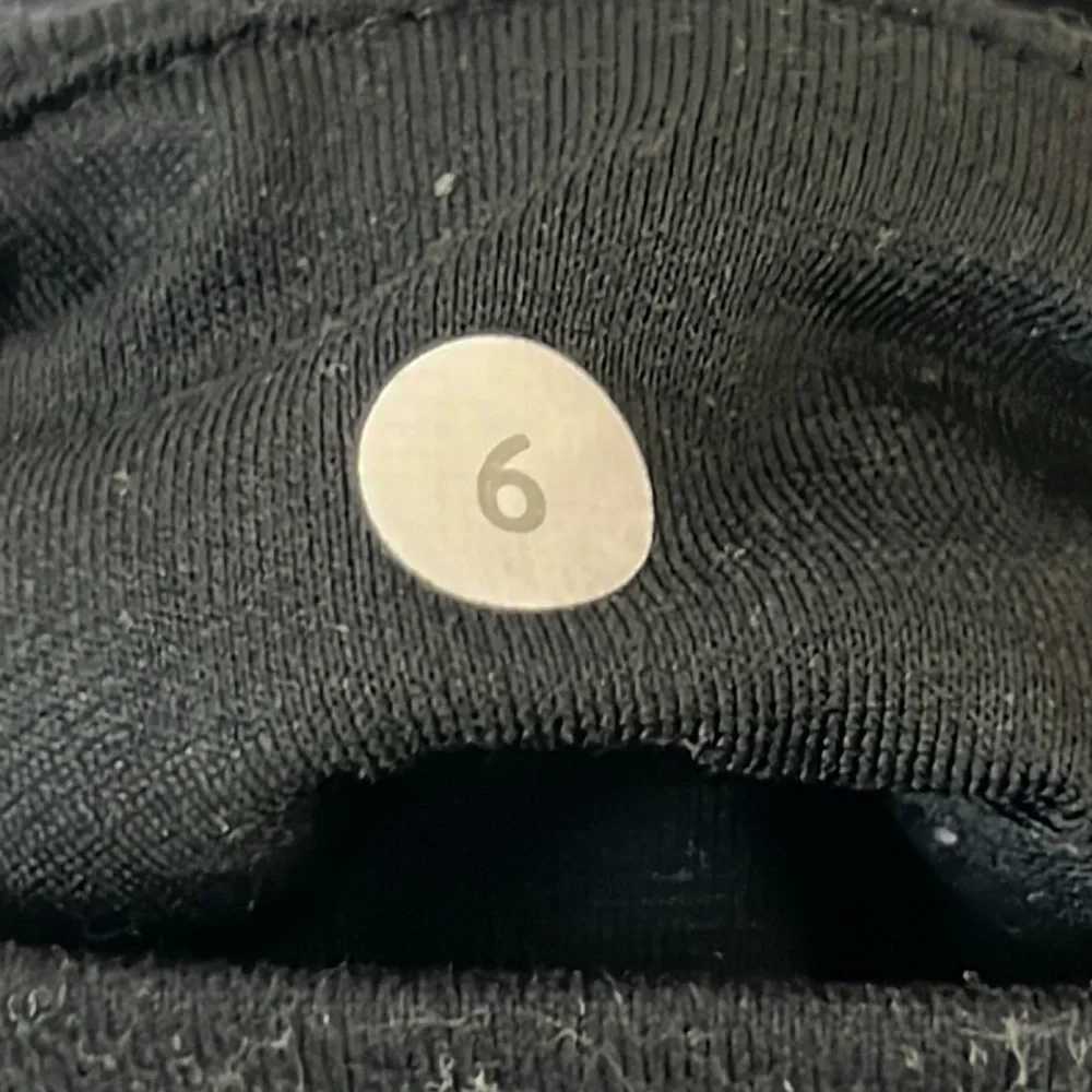 Lululemon Full Length Striped Leggings - sz 6 - Picture 4 of 4